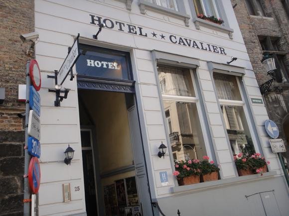 Hotel Cavalier/Peterjon Cresswell