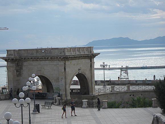 Welcome to Cagliari/Claudia Tavani