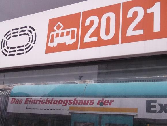 Eintracht Frankfurt transport/Peterjon Cresswell