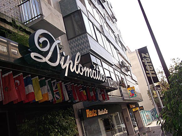 Hotel Diplomático/Peterjon Cresswell
