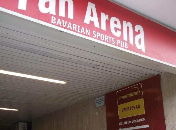 Fan Arena/Peterjon Cresswell