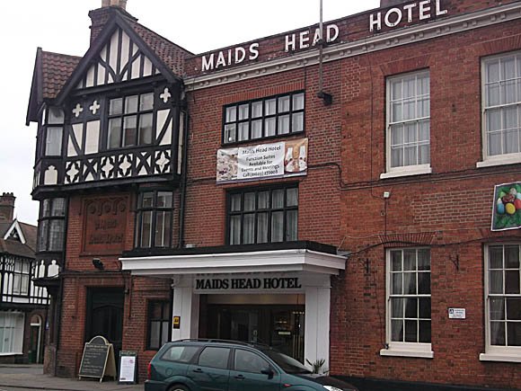 Maids Head Hotel/Peterjon Cresswell