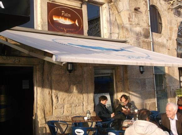 Peter Café Sport/Peterjon Cresswell