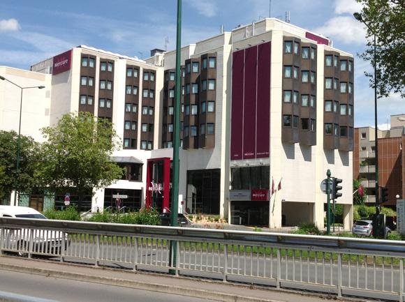 Mercure Reims Centre Cathedrale/Jo Lane