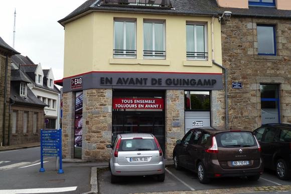 En Avant de Guingamp boutique/Jean-Christophe Hémez