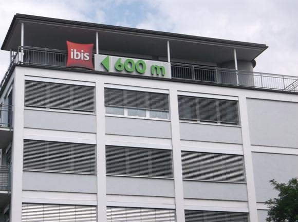 Hotel Ibis Paderborn City/Peterjon Cresswell