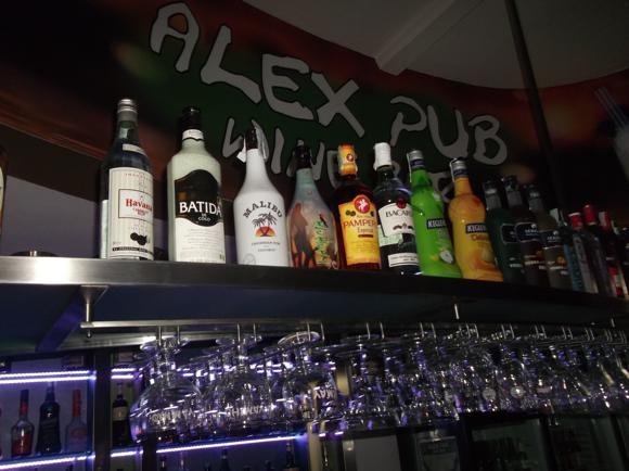Alex Pub/Peterjon Cresswell