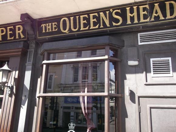 The Queen's Head/Peterjon Cresswell