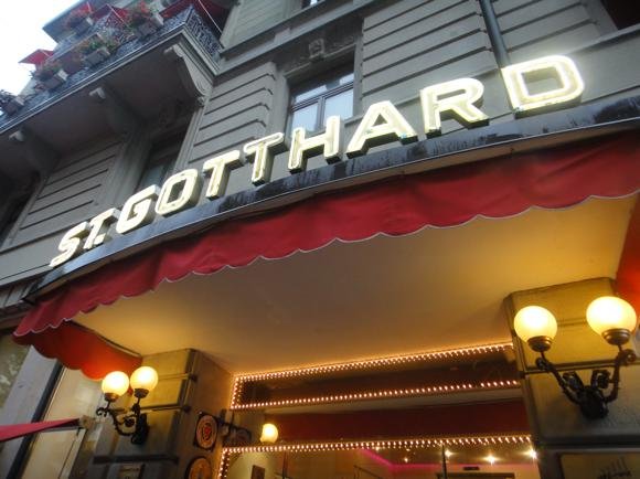 Hotel St.Gotthard/Peterjon Cresswell