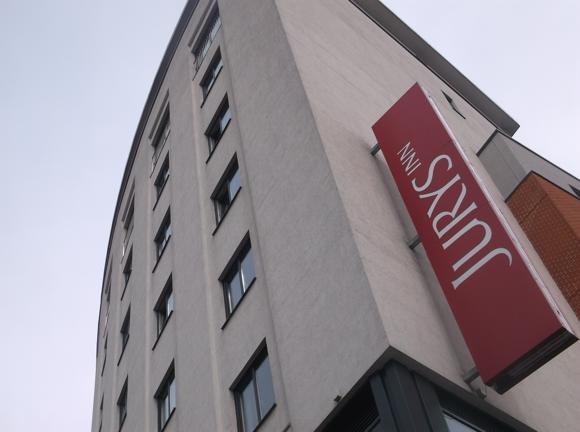 Jurys Inn Watford Central/Peterjon Cresswell