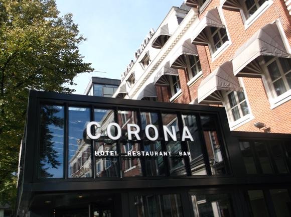 Corona/Peterjon Cresswell