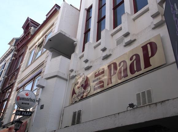Muziekcafe de Paap/Peterjon Cresswell