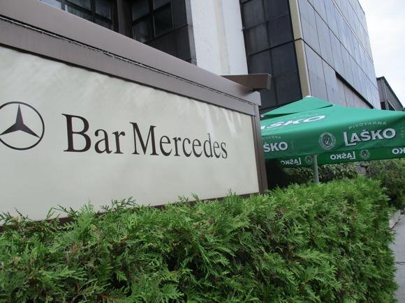 Bar Mercedes/Peterjon Cresswell