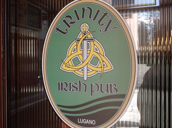 Trinity Irish Pub/Peterjon Cresswell