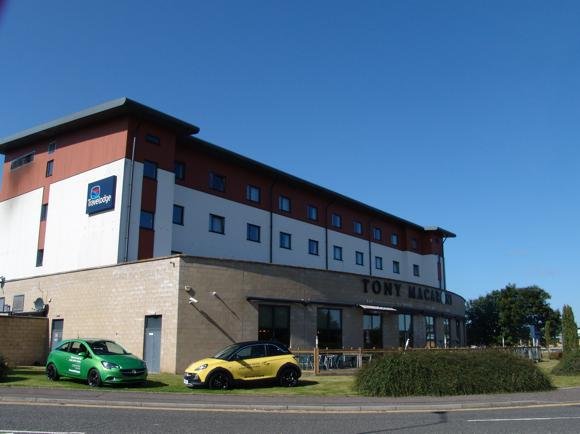 Travelodge Livingston/Natália Jánossy