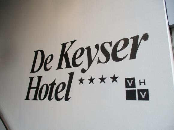De Keyser Hotel/Peterjon Cresswell