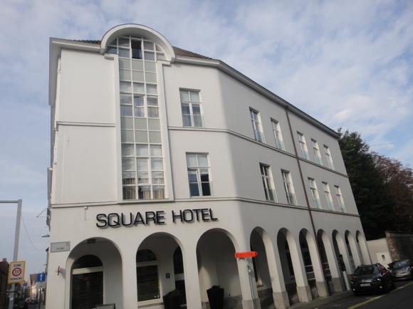 Square Hotel/Peterjon Cresswell