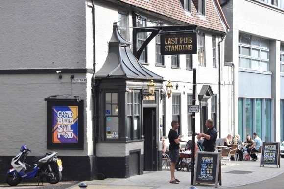 Last Pub Standing/Matt Walker