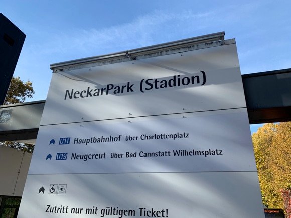 VfB Stuttgart transport/Alan Deamer