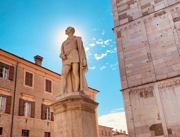 Welcome to Modena/Alan Deamer