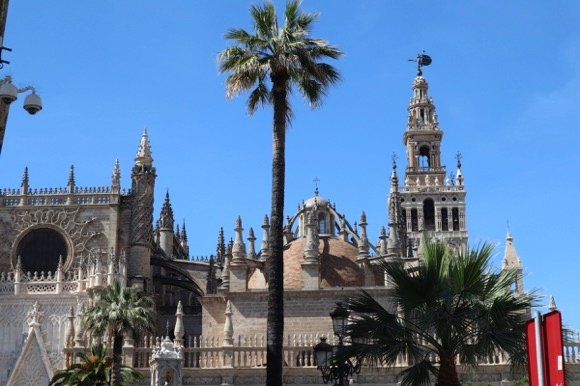 Welcome to Seville/Yuan Yuan Fu